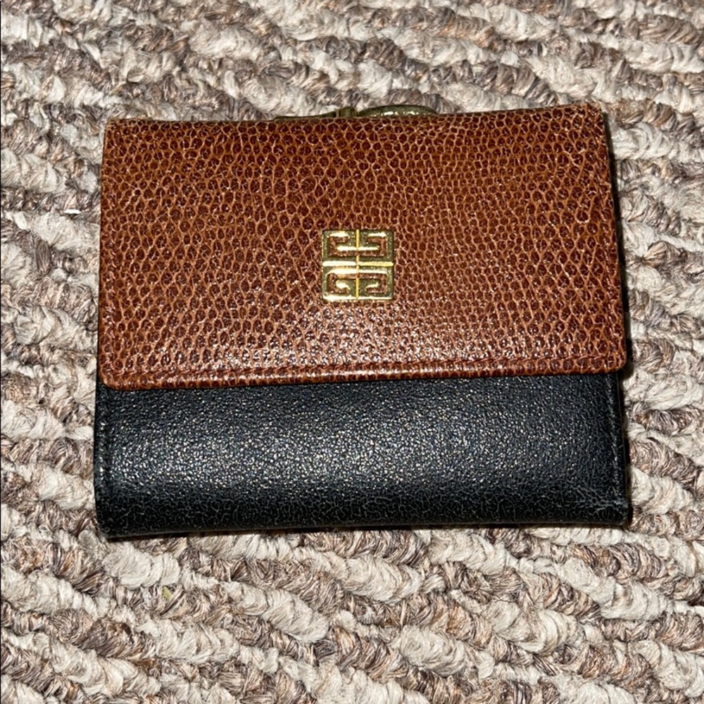 Givenchy vintage small wallet and coin purse/MINT